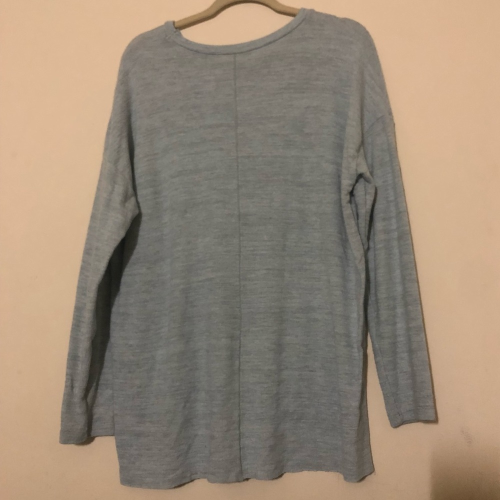 Soft and sexy plus top. Pre-owned. Good condition. - Picture 3 of 4